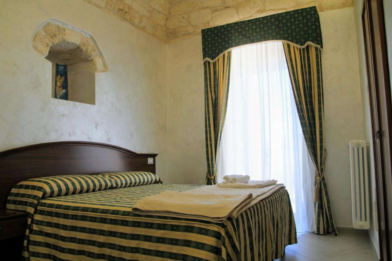 Rooms Dimora Arco - Affitti Brevi Italia Monte Sant'Angelo Luaran gambar